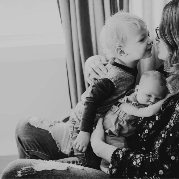 Meet your Posher, Jodie - Picture 2 of 2